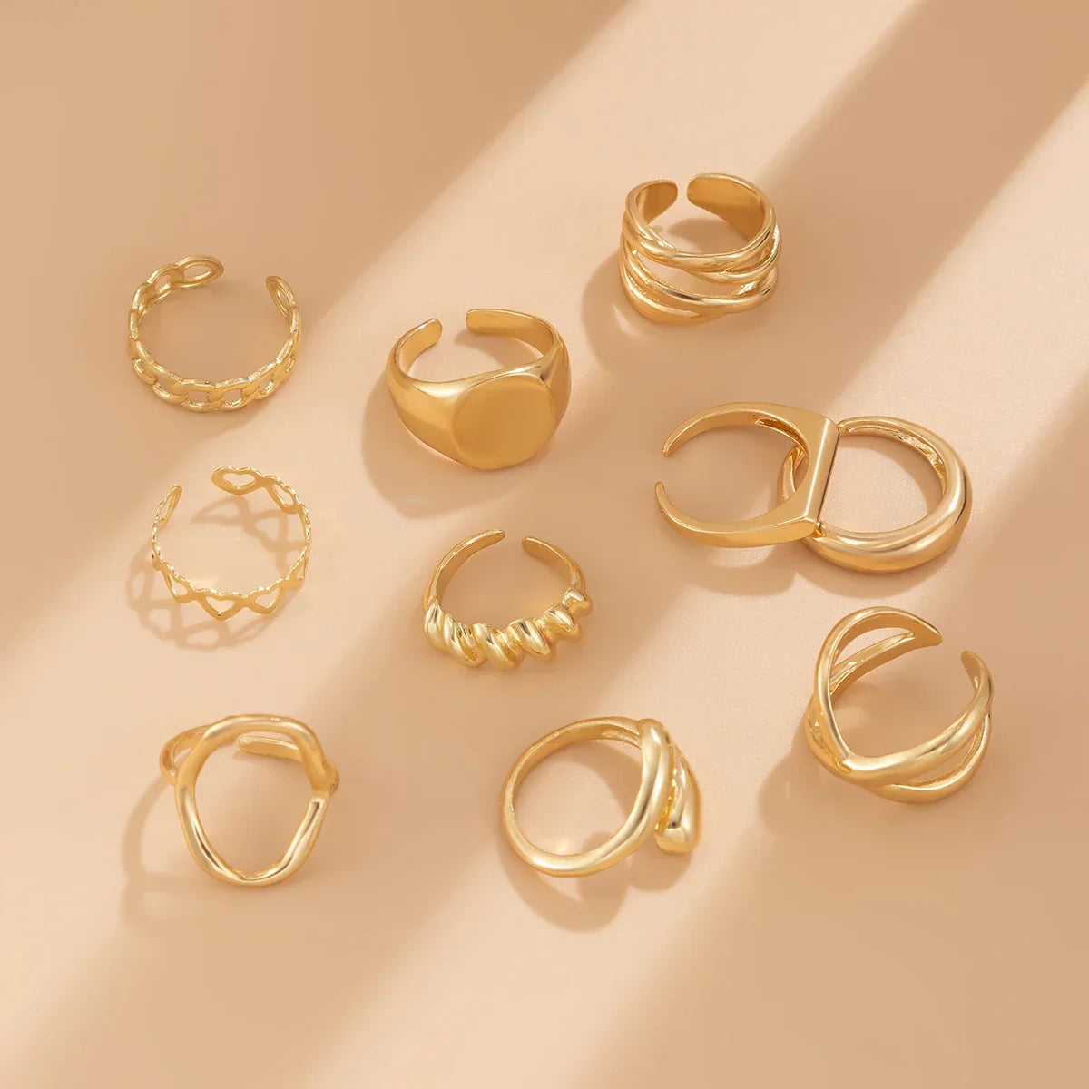 Goldene Minimalistische Ringe Eleganz für jeden Stil