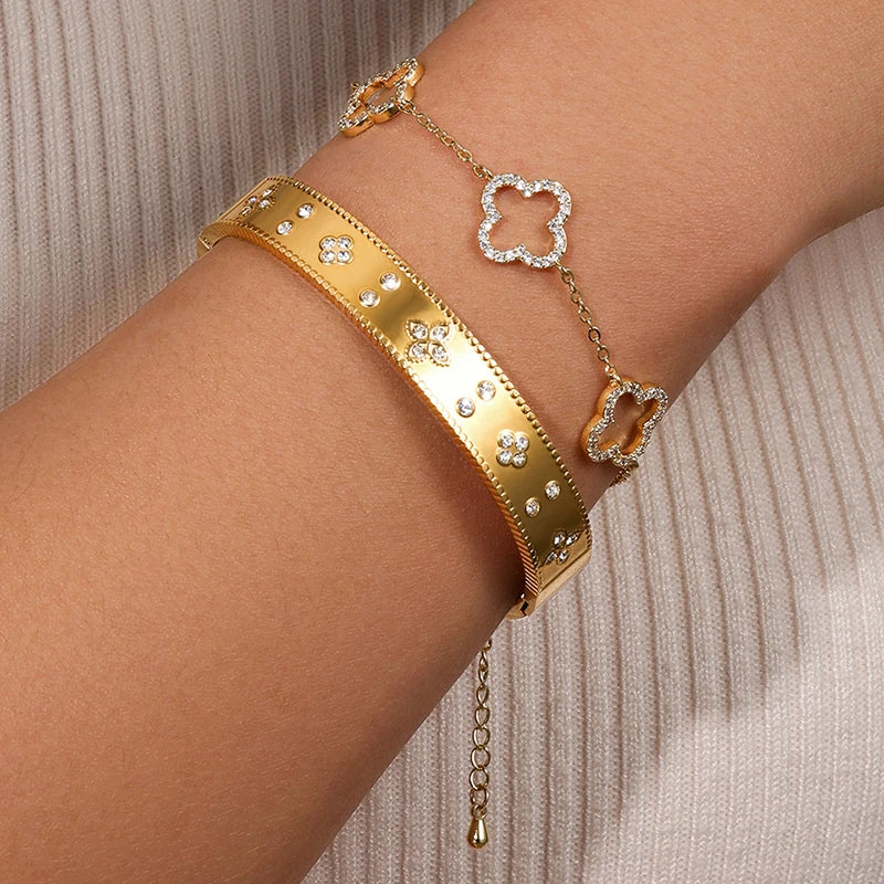 Lucky Charm – Glücksklee-Schmuckset in Goldoptik
