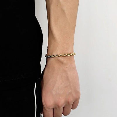 Klassisches geflochtenes Armband in Gold